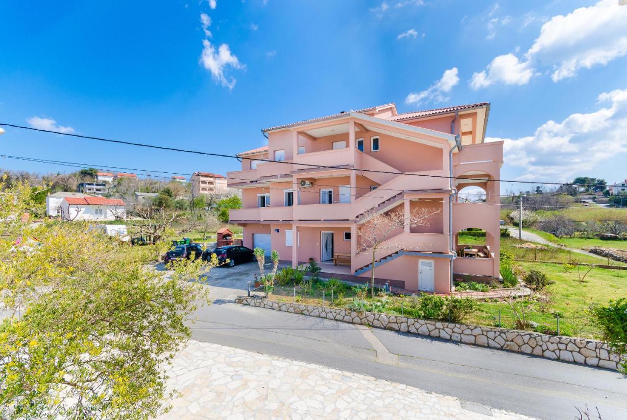 Apartments And Room Ljubica Lopar Buitenkant foto