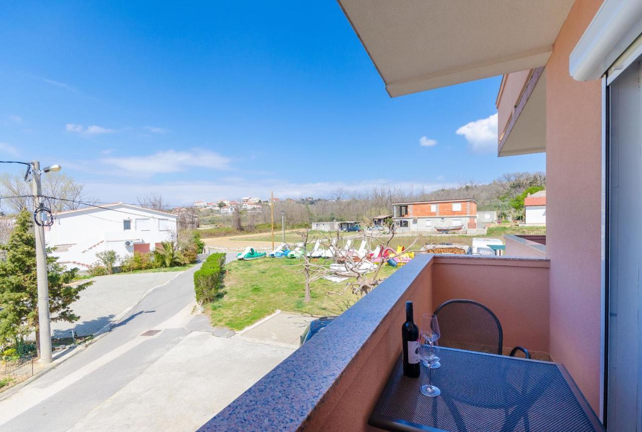 Apartments And Room Ljubica Lopar Buitenkant foto