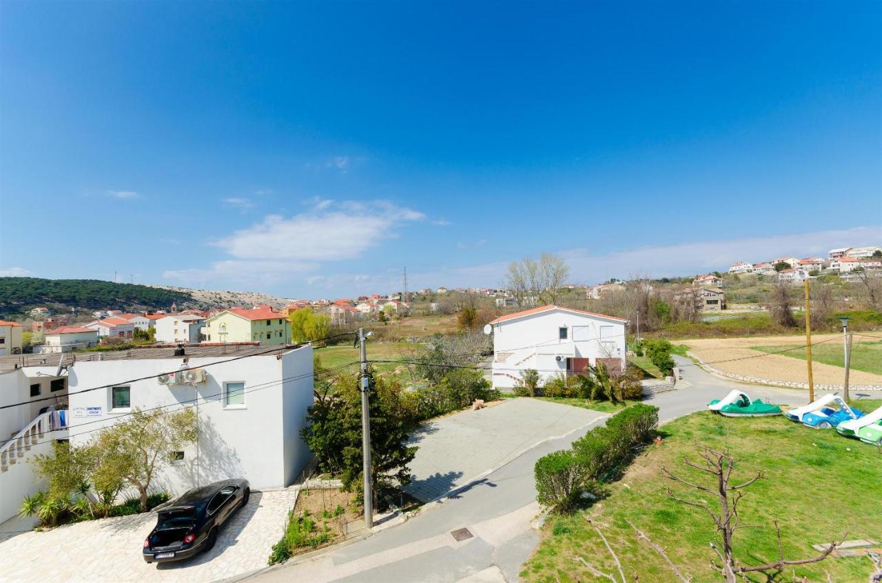 Apartments And Room Ljubica Lopar Buitenkant foto