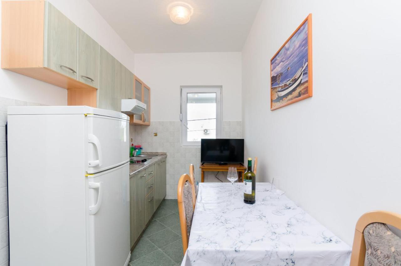 Apartments And Room Ljubica Lopar Buitenkant foto
